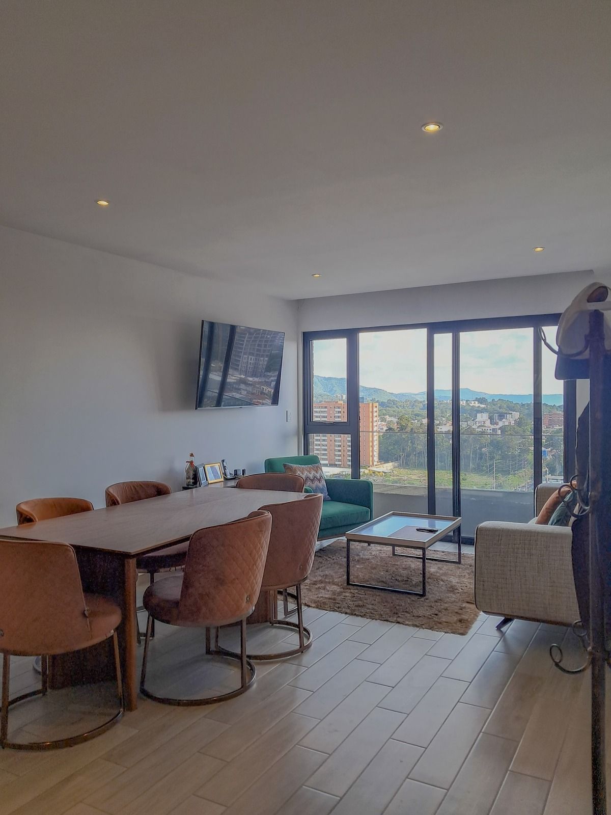 1 de 14: Apto. Con muebles y vista a los volcanes