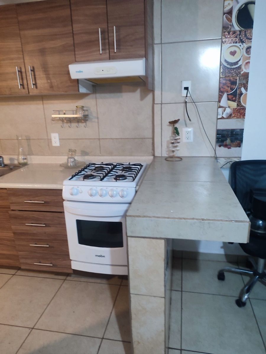 2 de 16