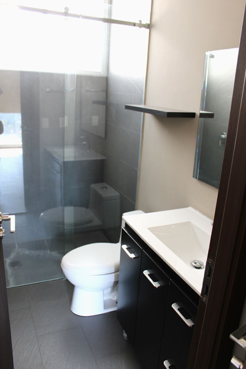 12 de 29: Baño en recamara principal