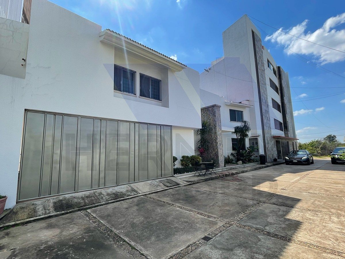 Residencia en Venta en Calle Villa Los Ríos, foto 1 de 32