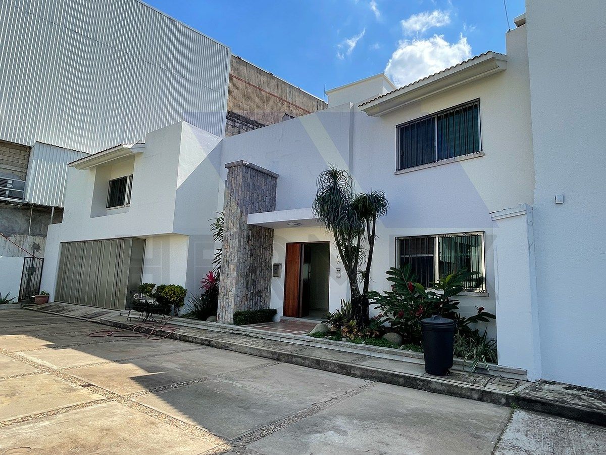 Casa en Atasta, Centro, foto 2 de 32