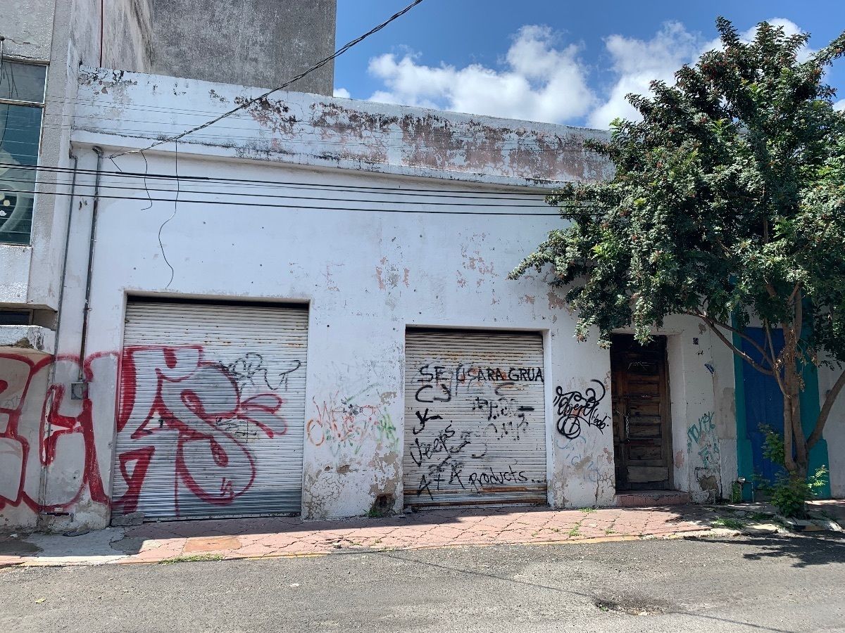 Fachada de la casa en Nicolas Regules