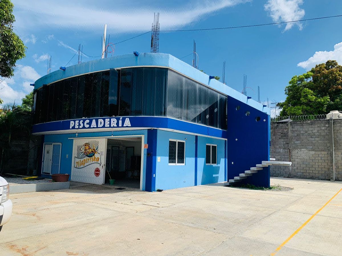 Propiedad con oficinas y bodega para almacenamiento