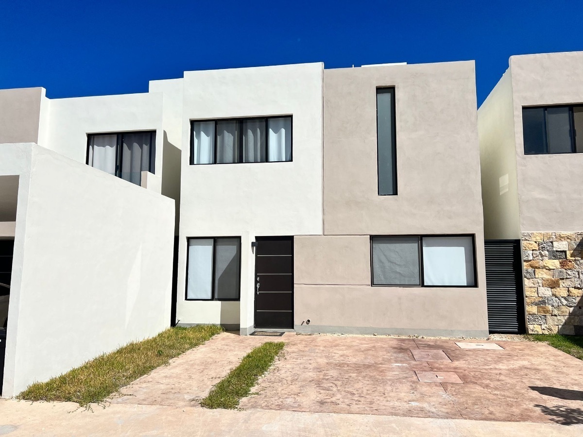Casa en venta en Mérida, en privada con amenidades | Solana - ENTREGA  INMEDIATA