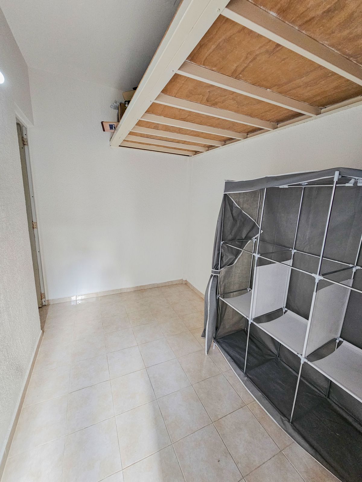 11 de 29: Cuarto de servicio