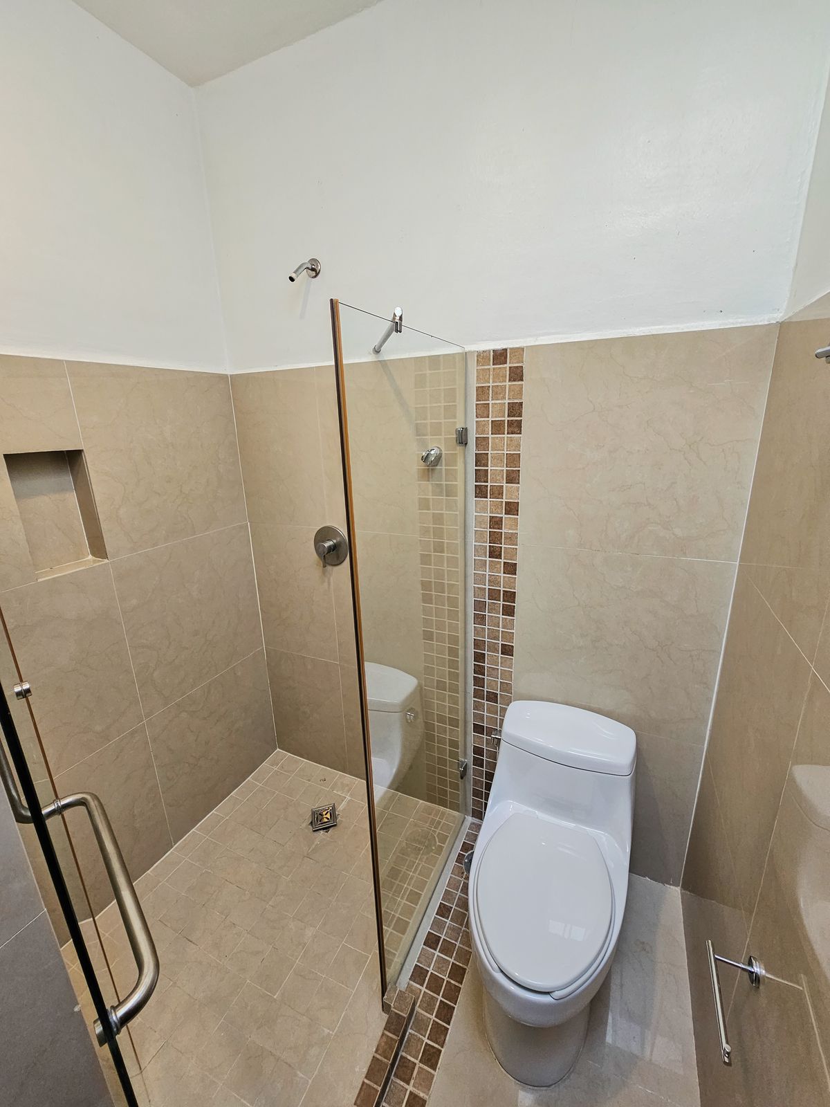 23 de 29: Baño completo