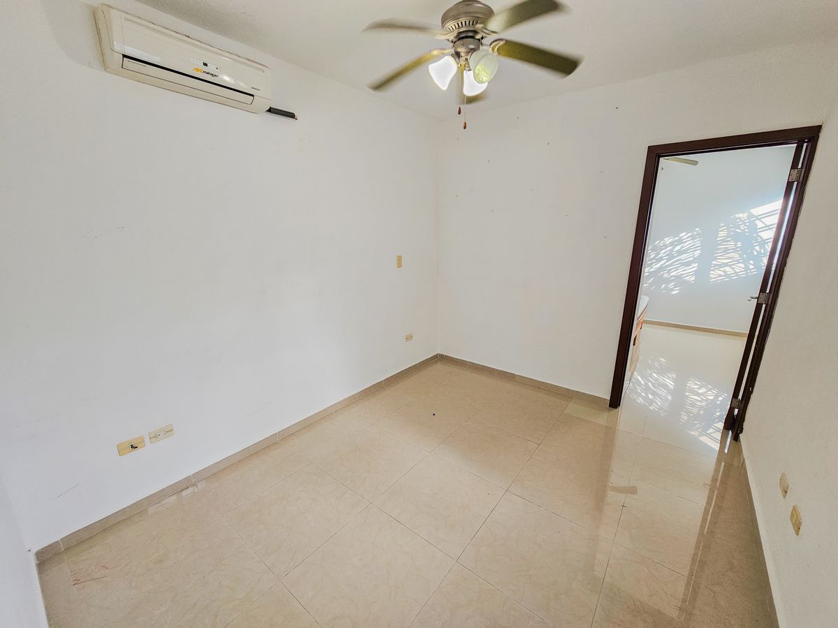 24 de 29: Recámara 3 o Estudio