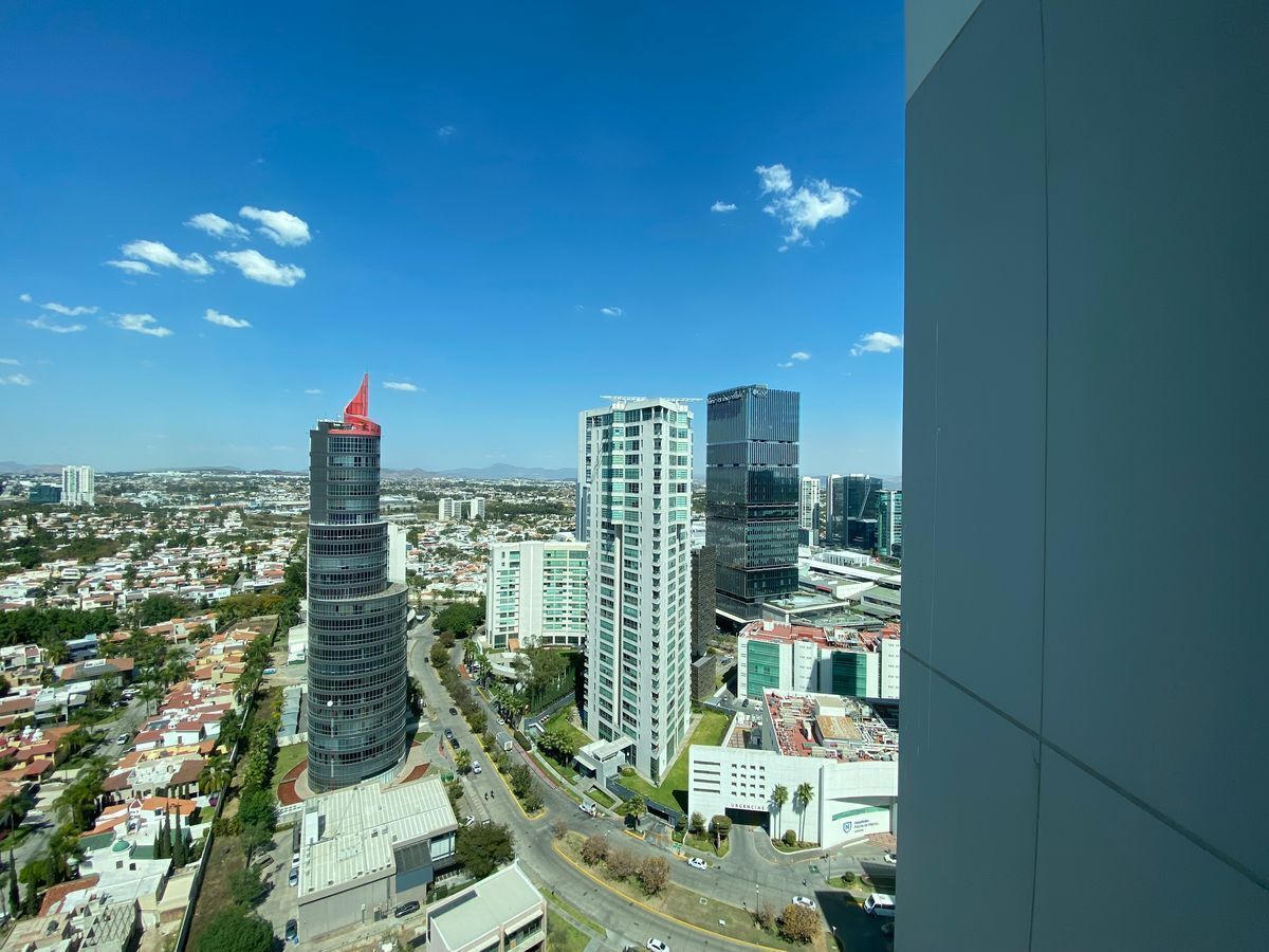 17 de 50: Vista 3a Habitación