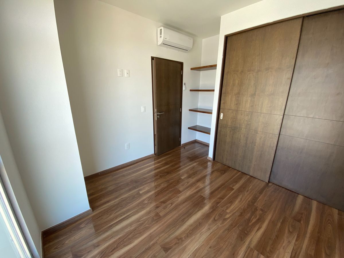 16 de 50: 3a Habitación