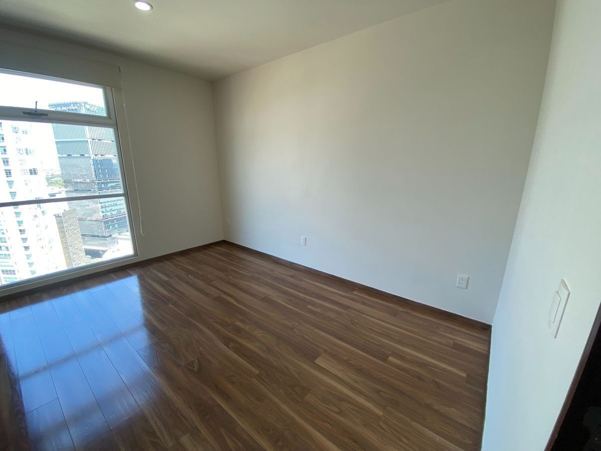 18 de 50: 2a Habitación