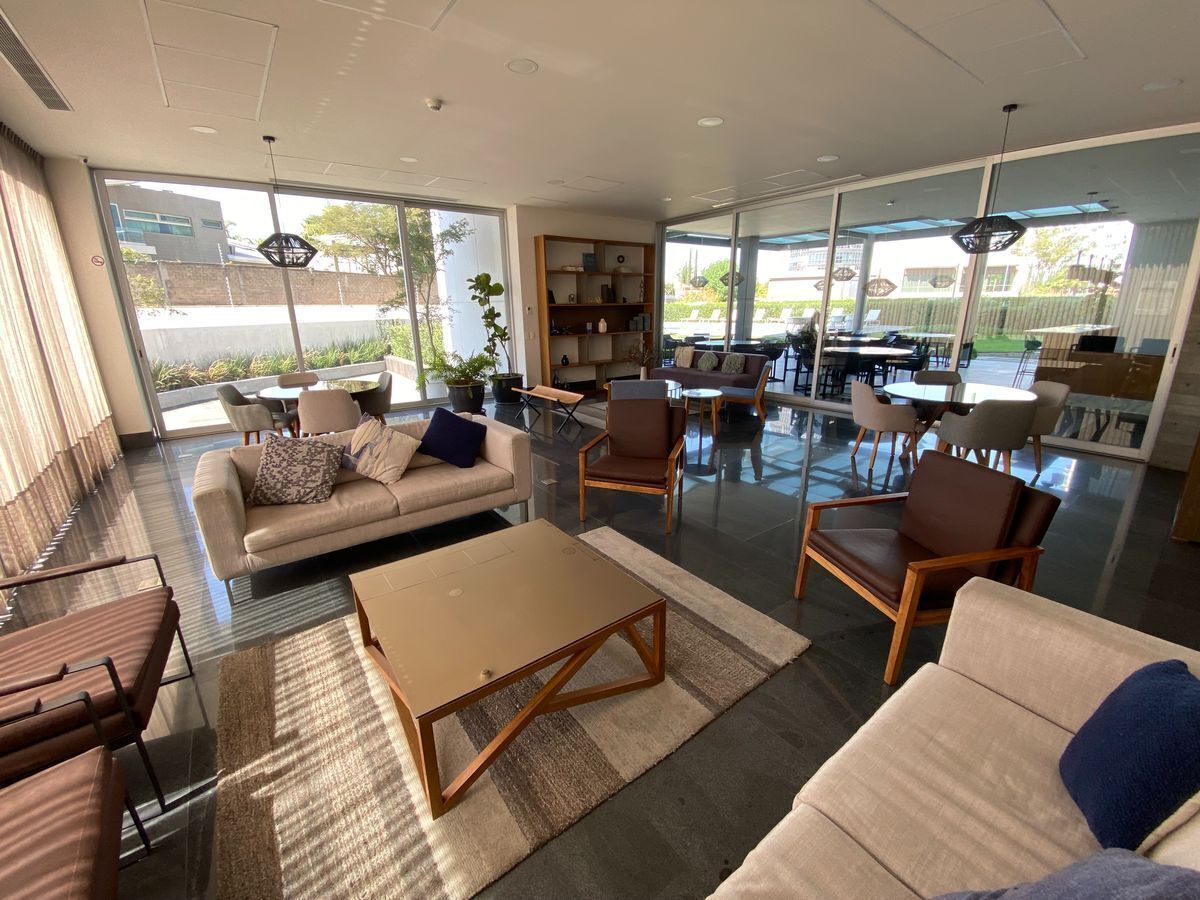 38 de 50: Salón de usos múltiples