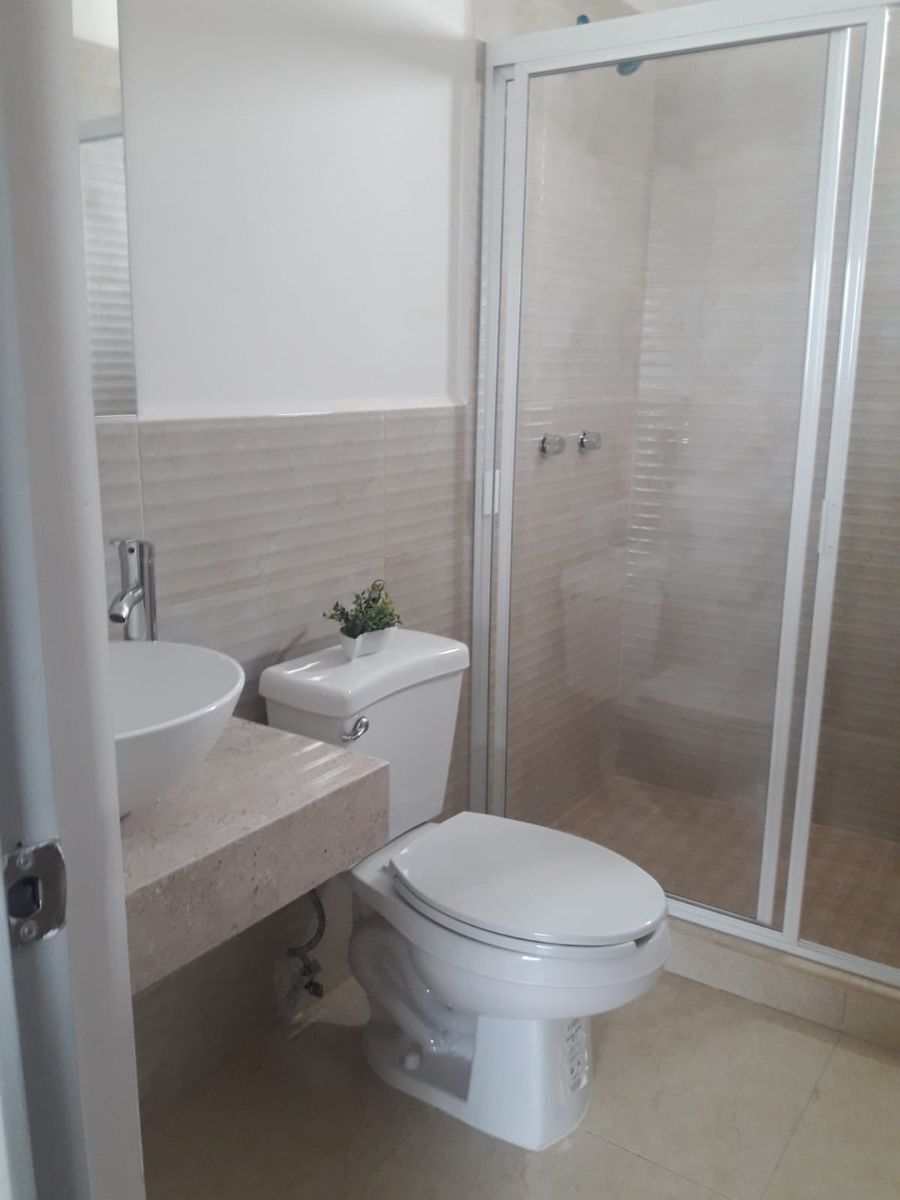 Casa en Cataluña Residencial, León, foto 6 de 14