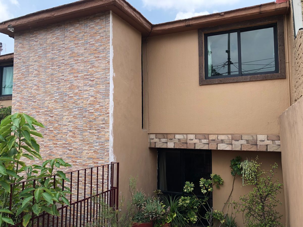 Venta de Casa en Lomas de Valle Dorado Tlalnepantla