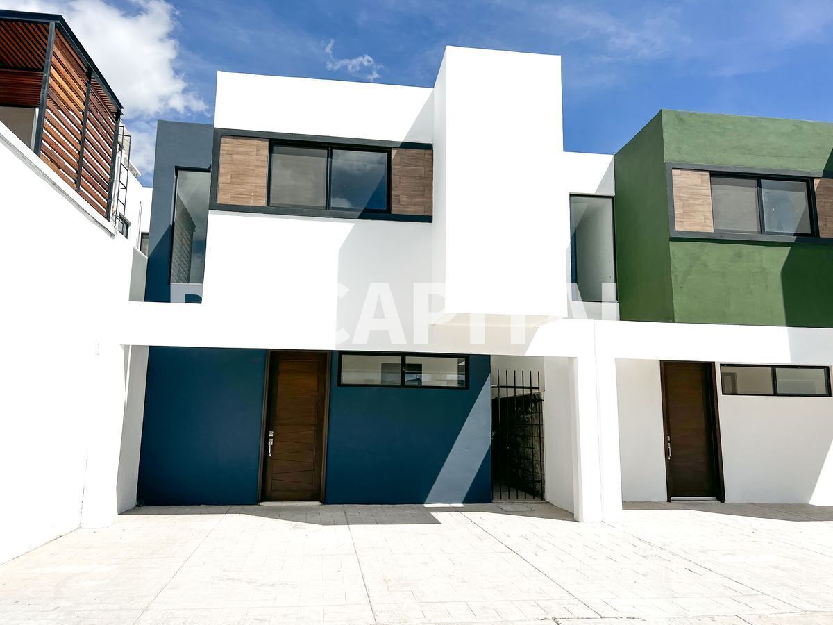 1 de 27: Fachada