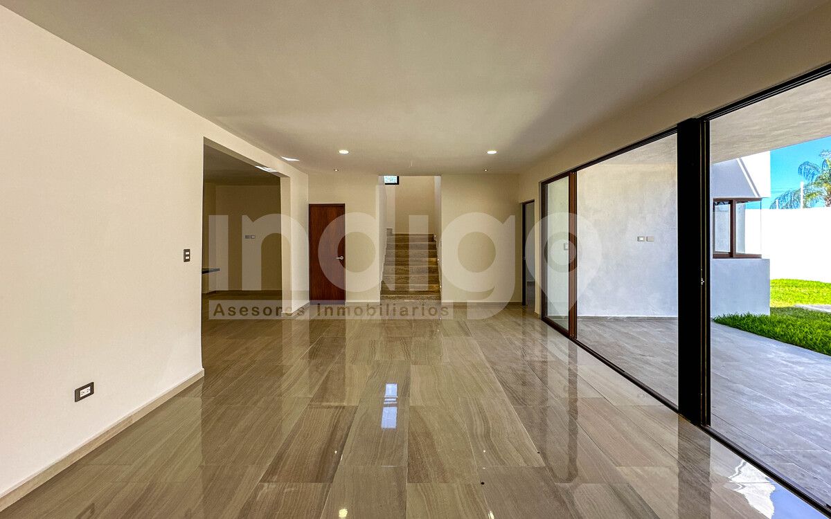 4 de 49: Sala / Comedor Corridos