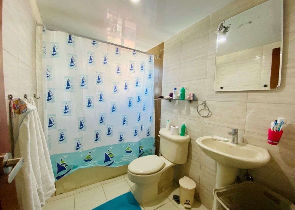 13 de 23: Baño Secundario