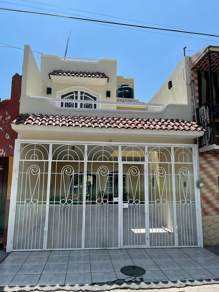 CASA EN VENTA EN OBLATOS