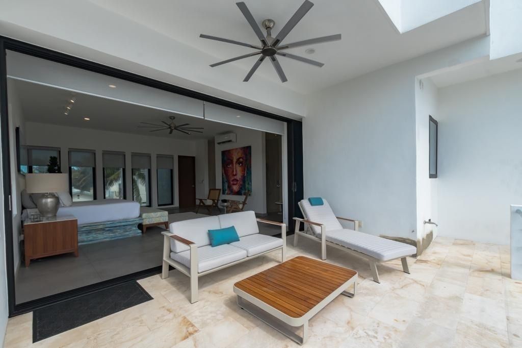 TERRACE MASTER BEDROOM