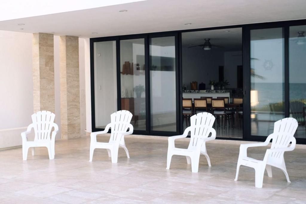 Casa en la orilla de la playa | EasyBroker