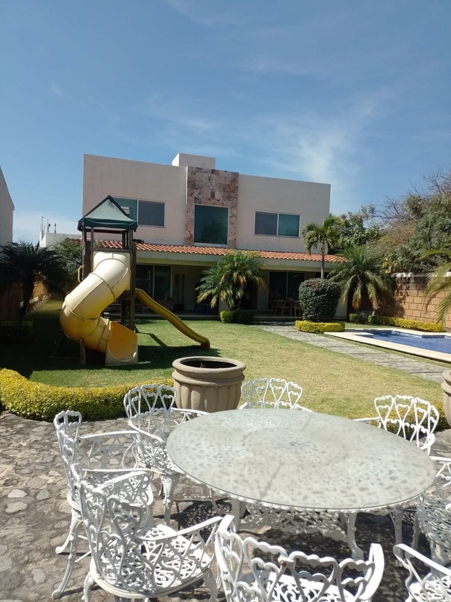 Casa amueblada y con alberca en renta en Real Tetela, Cuernavaca Morelos