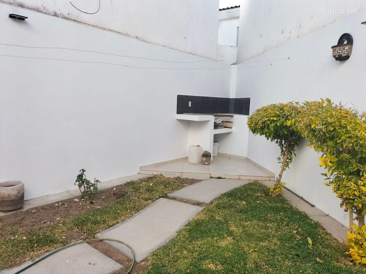 3 de 17