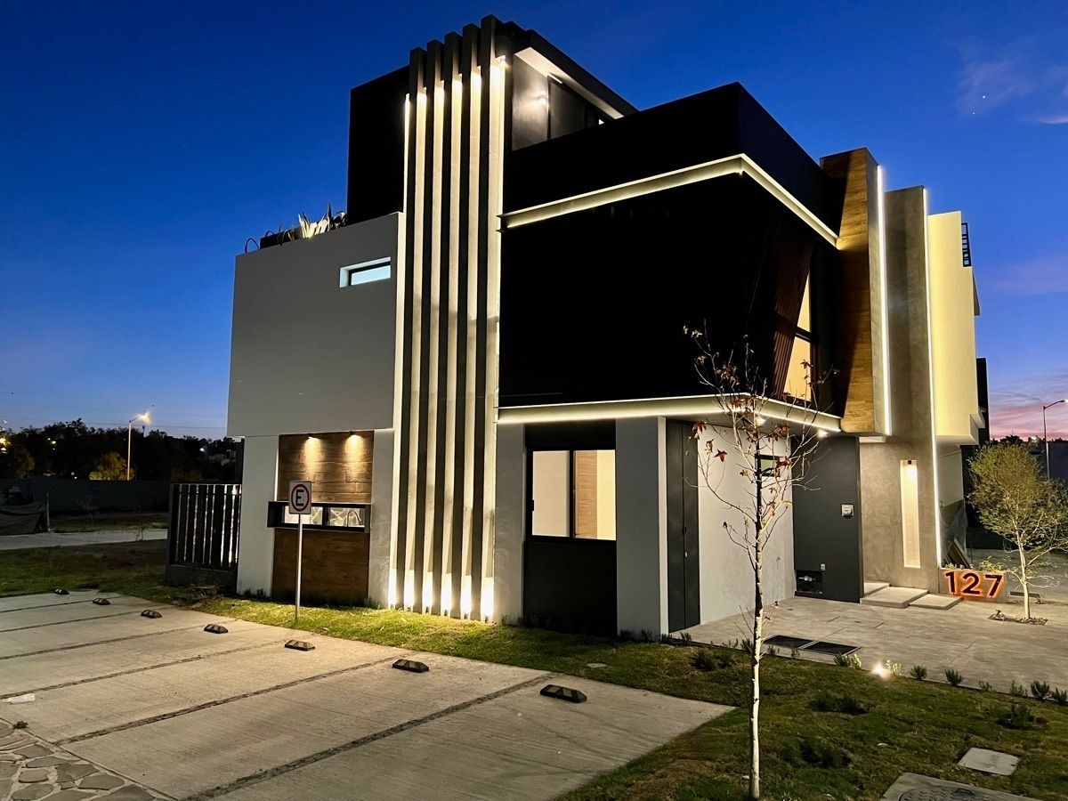 324 casas en venta en Boulevard+valle+imperial, Zapopan, Jalisco -  