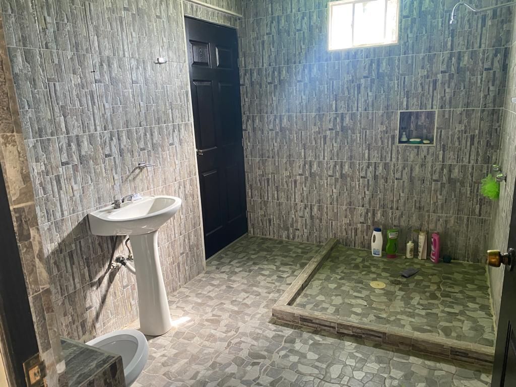 11 de 12: Baño  completo