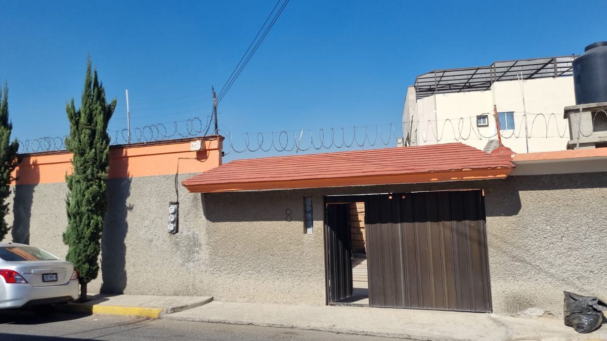 Casa de 1 piso en RENTA, Atizapán, excelente para oficinas silenciosas