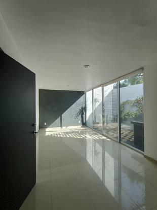 3 de 9: Casa en venta 4 recámaras coto Espacio Boreal Zapopan