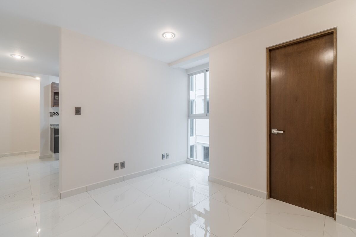 12 de 13: Imágenes ilustrativas únicamente. Se pueden ver acabados.