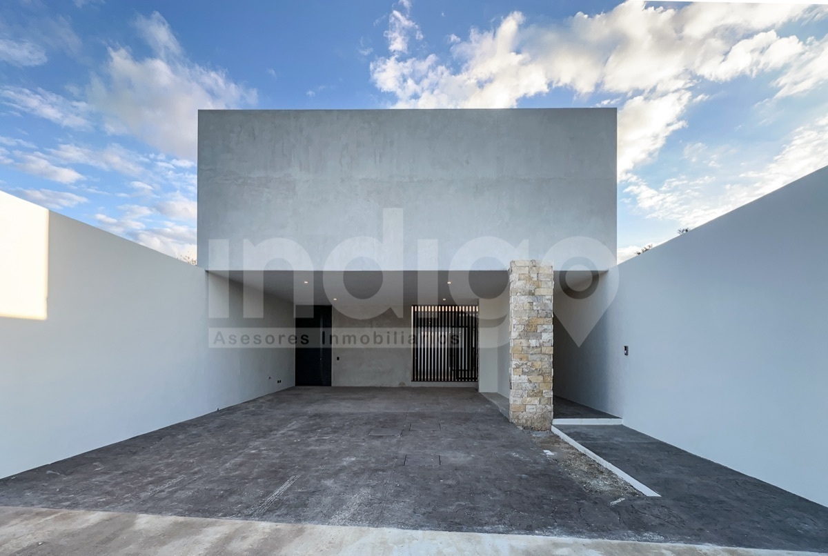 3 de 44: Fachada Frontal