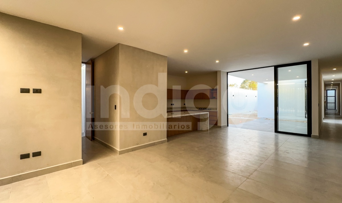 8 de 44: Sala / Comedor Corridos