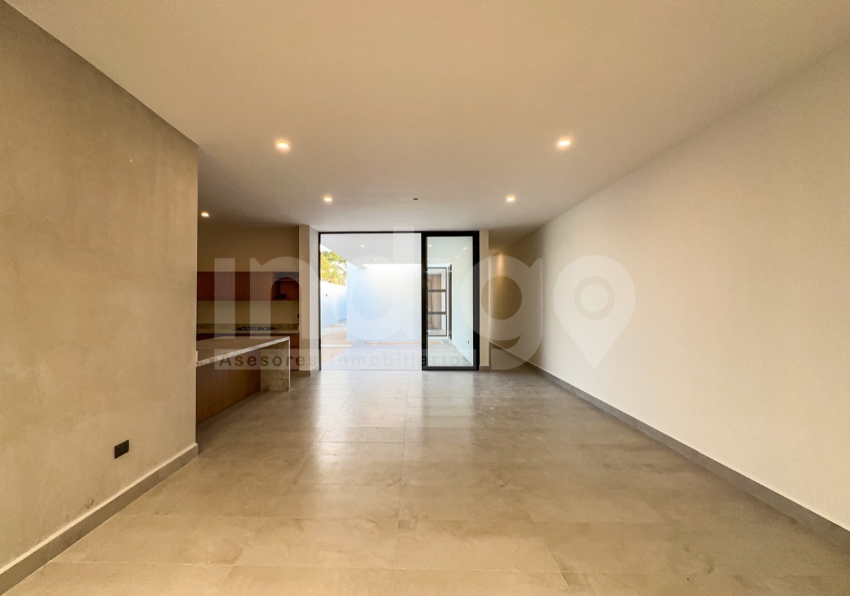 9 de 44: Sala / Comedor Corridos