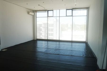 EB-MV3706
