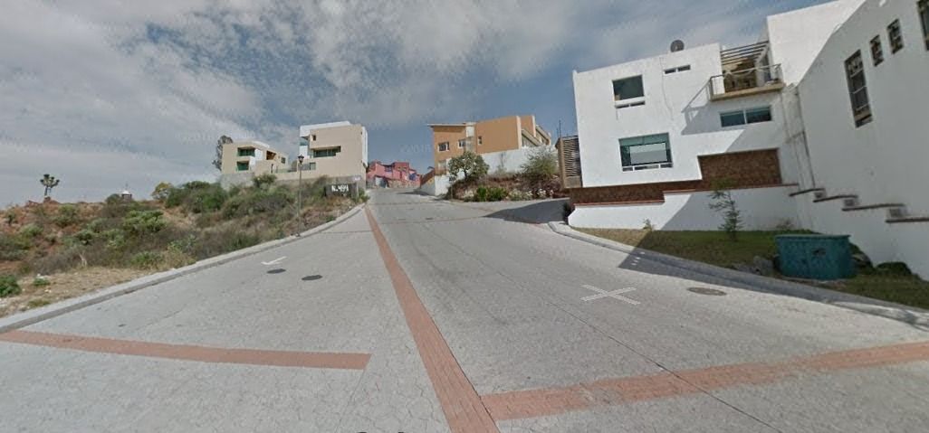 Terreno uso comercial Milenio III, Querétaro.