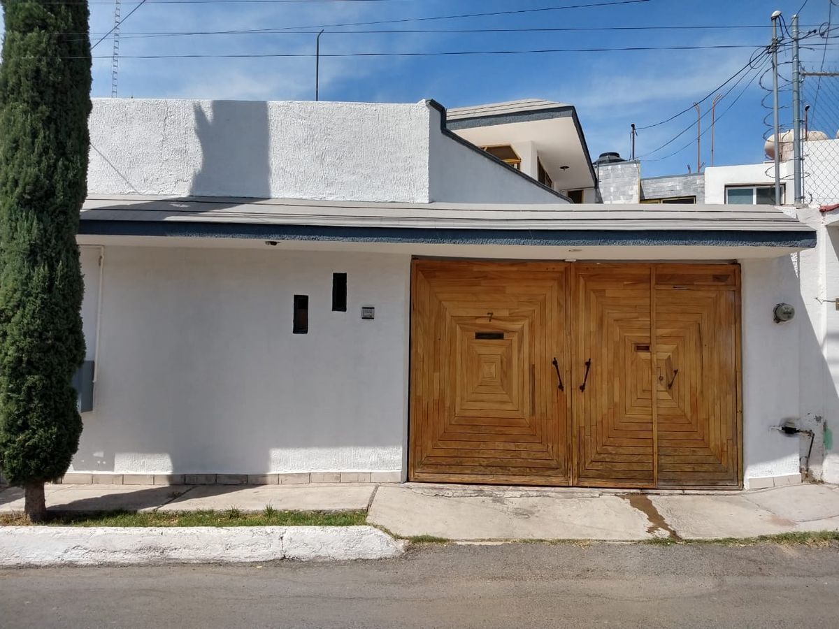 CASA EN VENTA