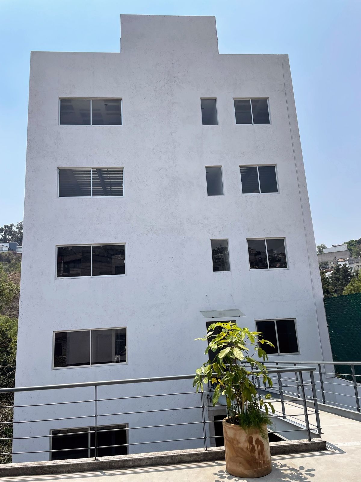 2 de 32: Fachada