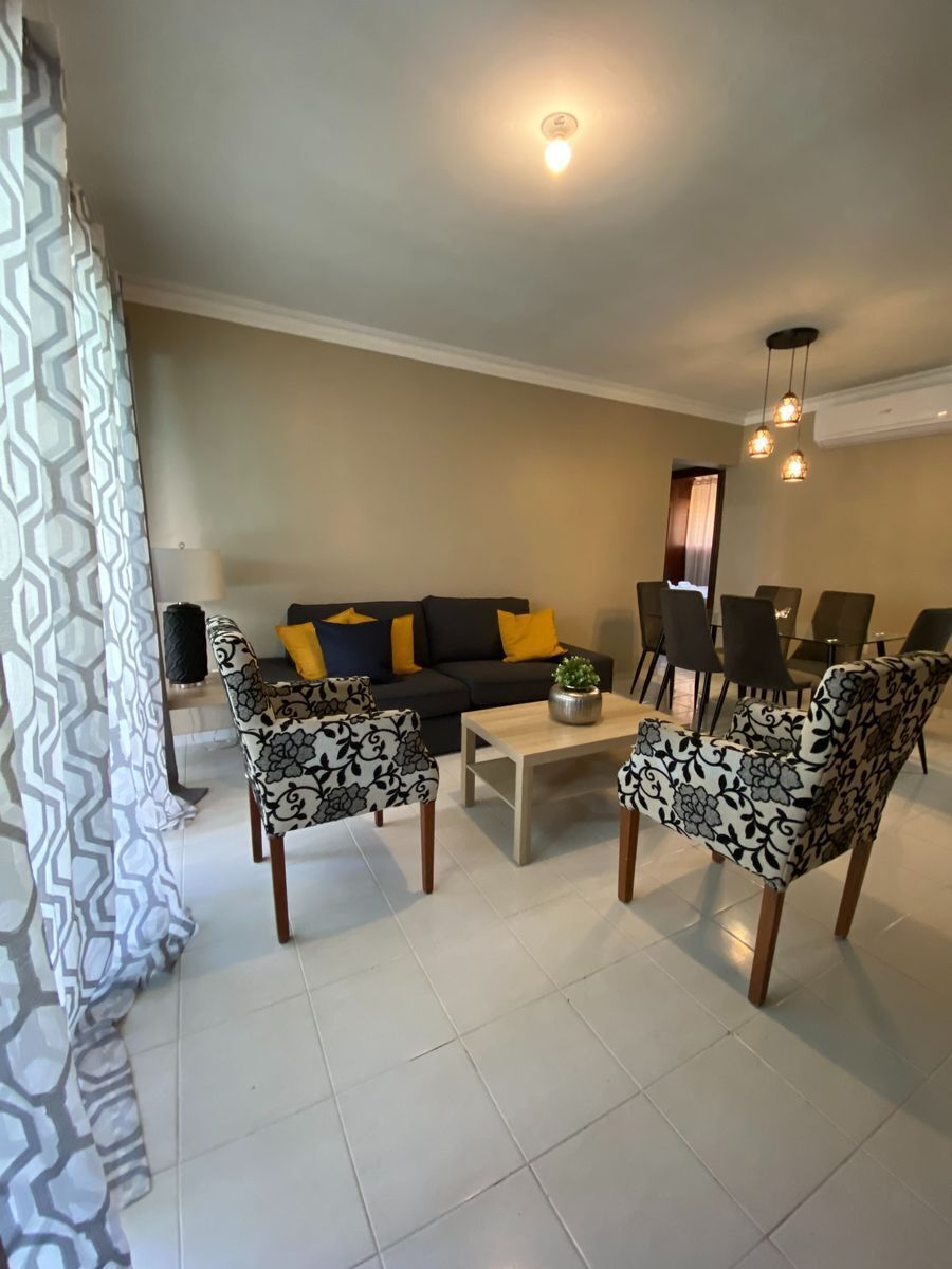 3 de 12: Sala