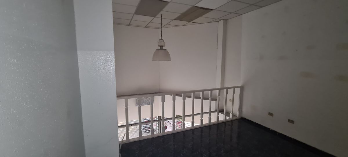 10 de 19: RENTA DE LOCAL EN PLAZA OPCIÓN SAN NICOLAS 