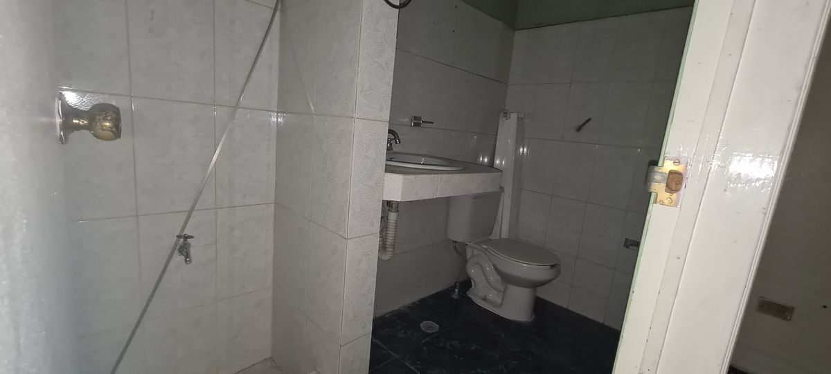 14 de 19: RENTA DE LOCAL EN PLAZA OPCIÓN SAN NICOLAS 