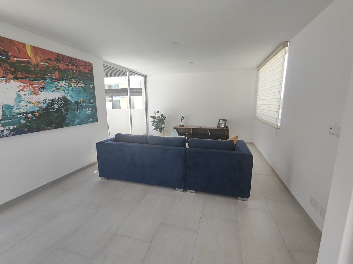 26 de 33: Area Social