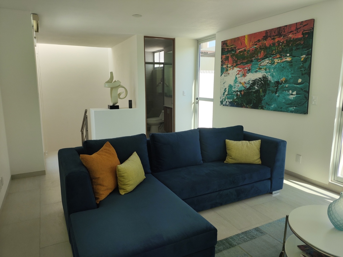 27 de 33: Area Social