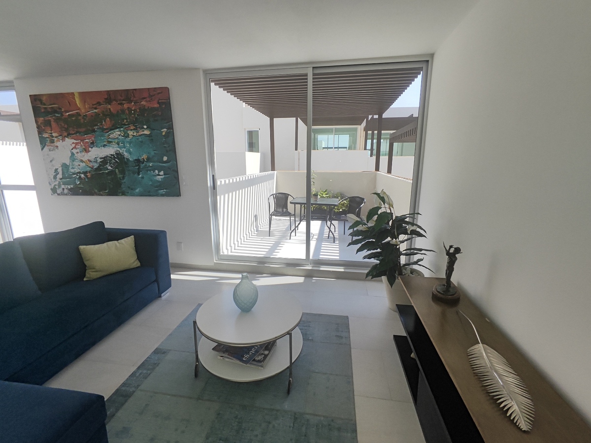 28 de 33: Area Social