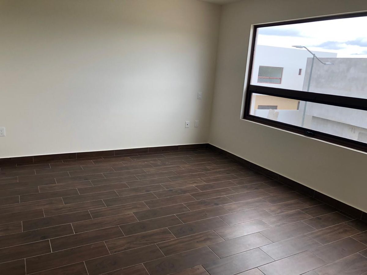 CASA EN VENTA EN ALTOZANO, QRO, CLUSTER METEORO