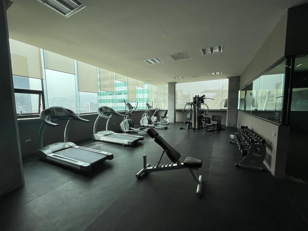 3 de 17: Gimnasio