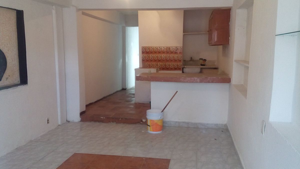 Casa en Bienestar Social en venta, a 2 cuadras de Chedraui Oriente