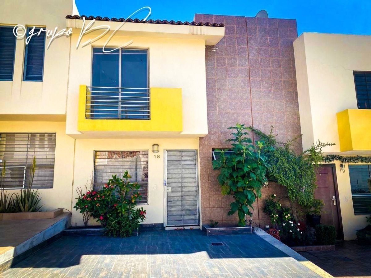 Casa en renta en Villa,Hermosa, Las terrazas residencial, Tlaquepaque,  Jalisco - Casas y Terrenos