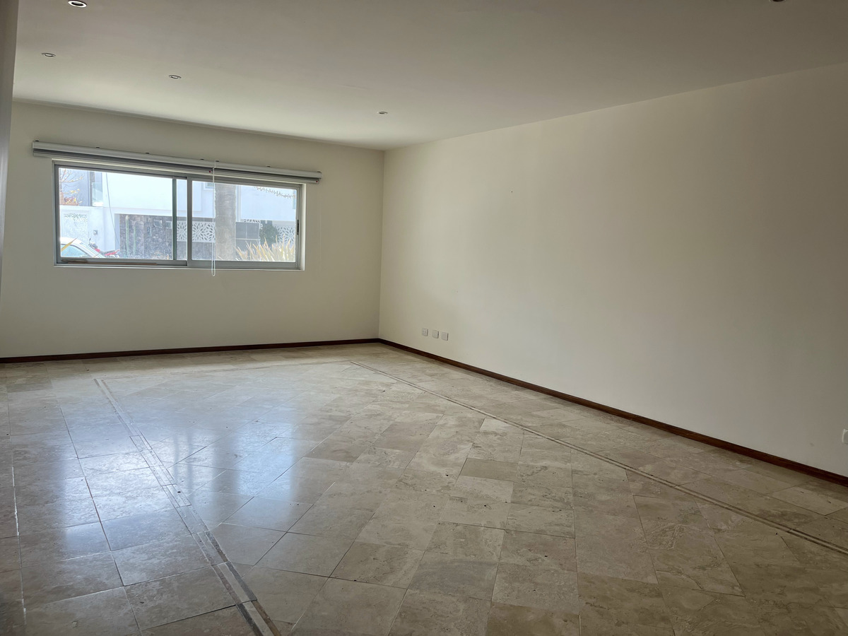 CASA EN VENTA CHOLULA, PUEBLA. CERCA DE EXPLANADA , MOMOXPAN EasyBroker