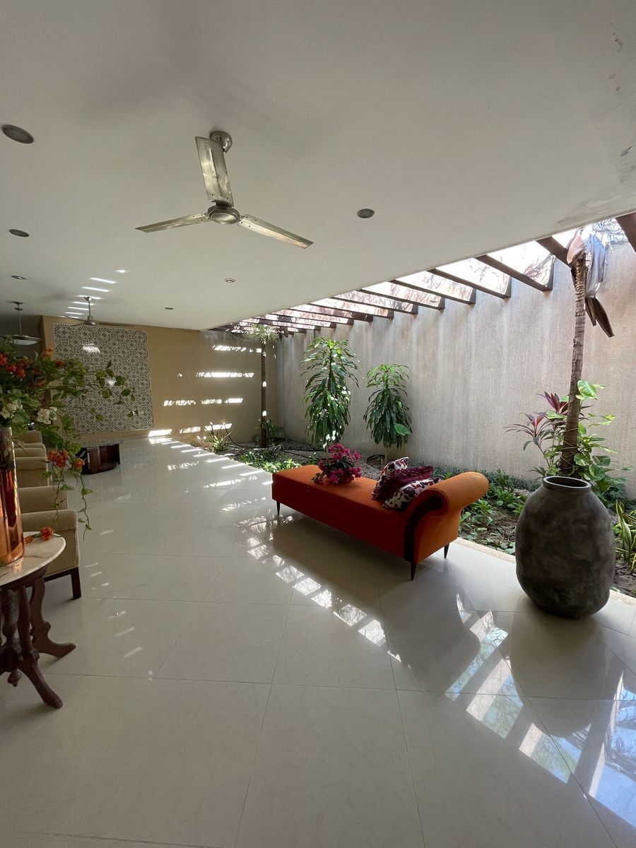 8 de 11: Privada Oasis Temozón Norte. Casa en venta