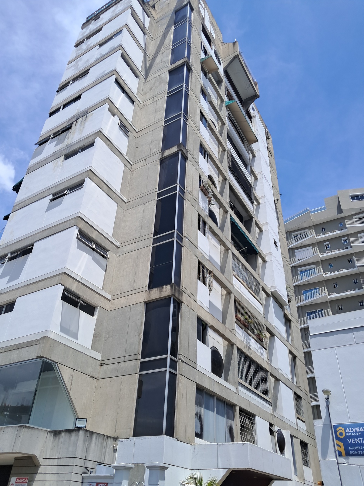 25 de 37: Fachada